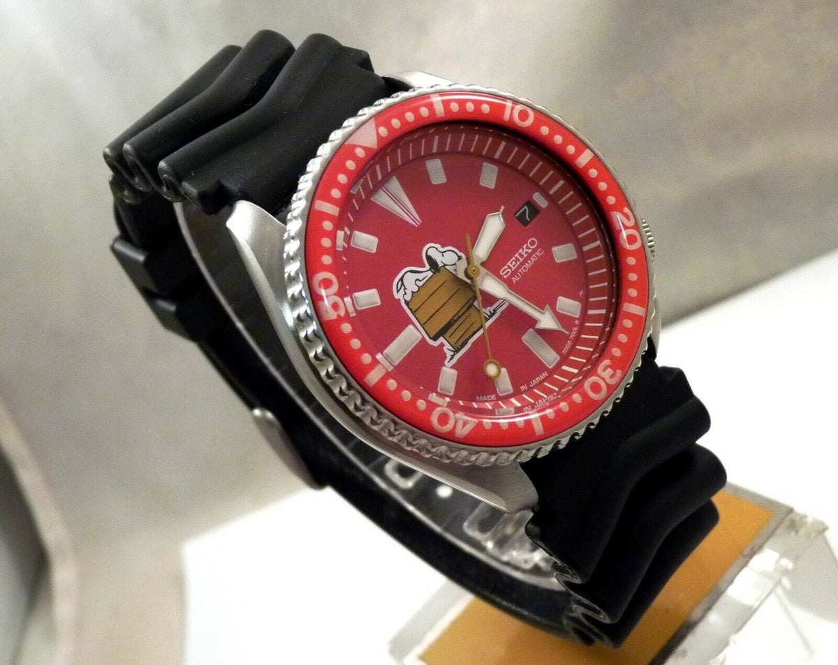 Seiko outlet diver red