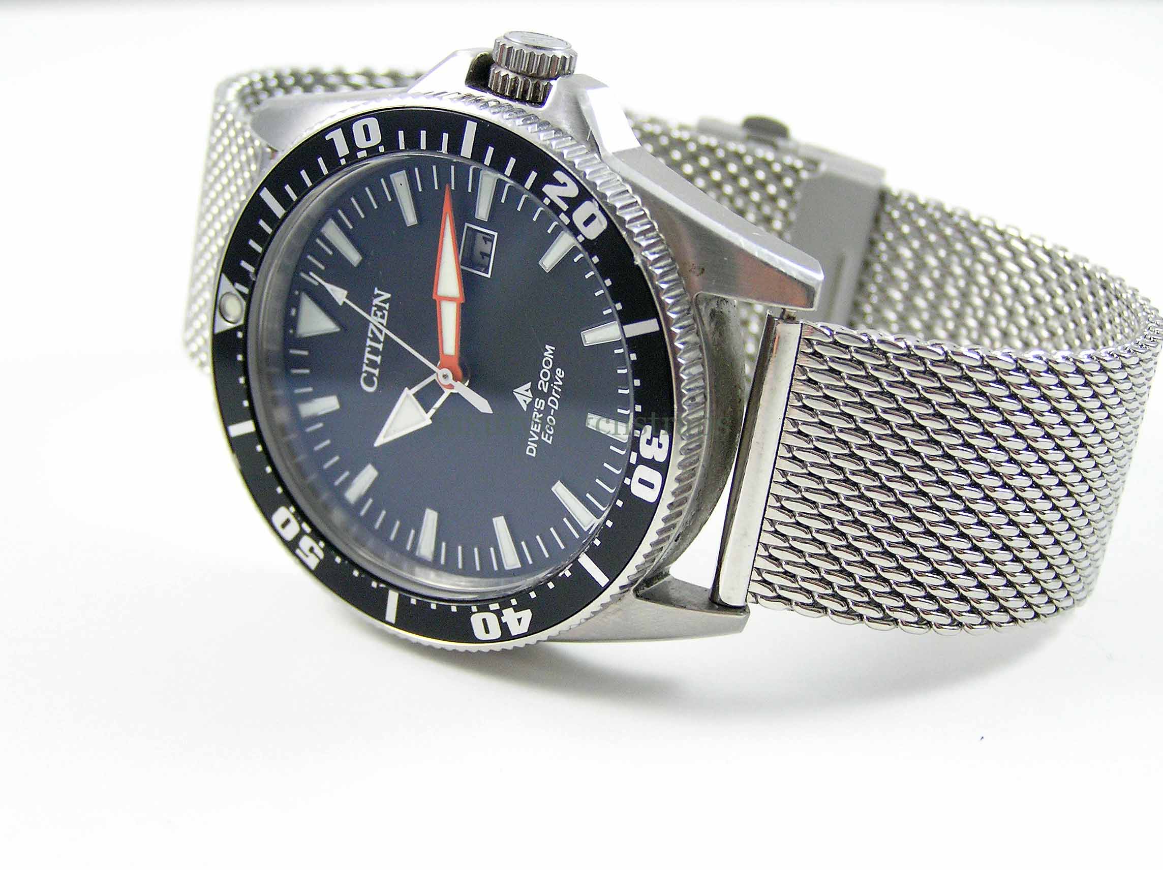 Bond No Time to Die mesh bracelet for Citizen Watch -LuxuryWatchStraps –  luxurywatchstraps.co.uk