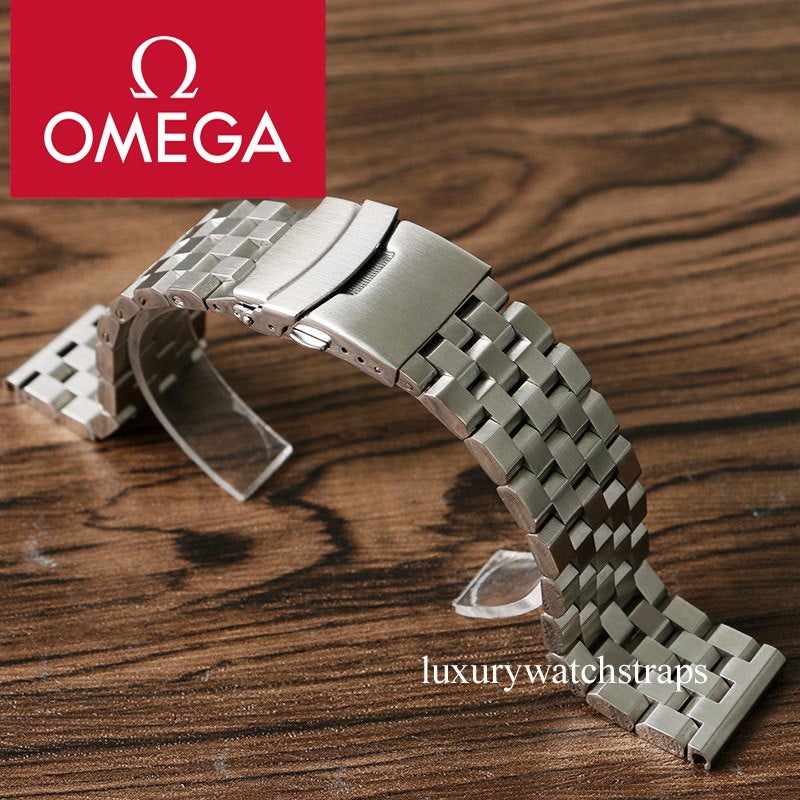 Omega Speedmaster Moonwatch Link For Bracelet Clasp # STZ013899 | W.B.E