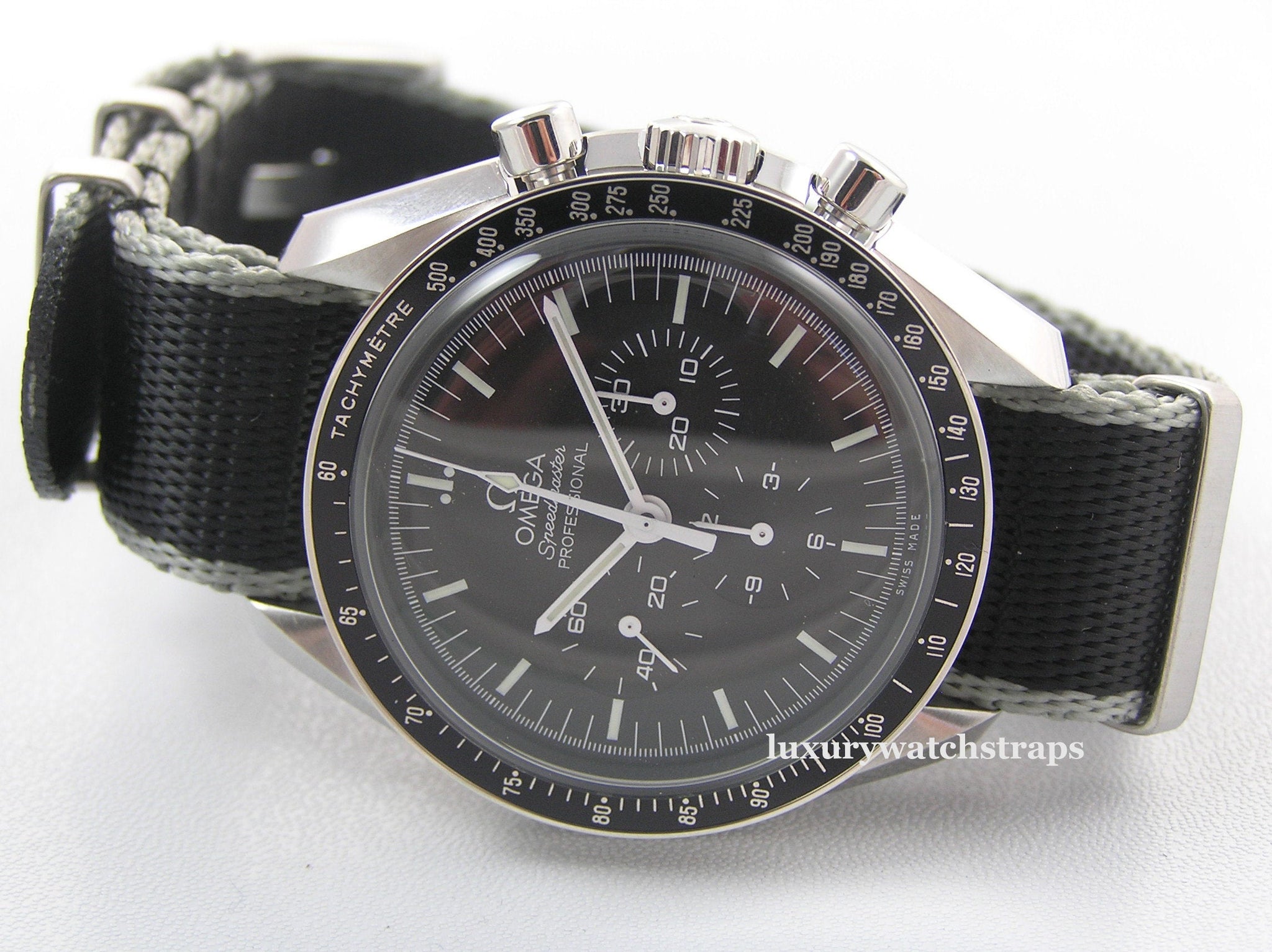 Omega speedmaster store leather nato